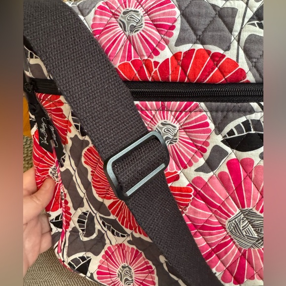 Vera Bradley “Cherry Blossom” Large Messenger/Laptop bag - Picture 9 of 13